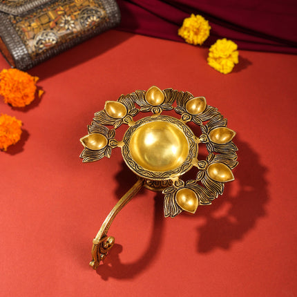 Brass Traditional Sapt Aarti With Handle (10.5 Inch)