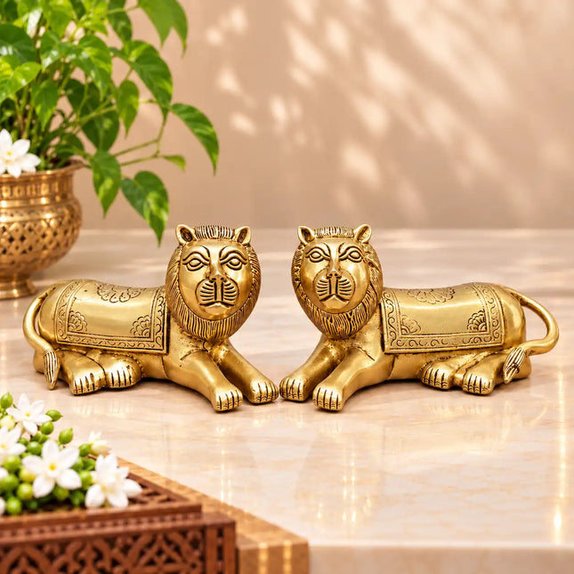 Brass Sitting Lion Statue Pair Home Decor (3.5 Inch)