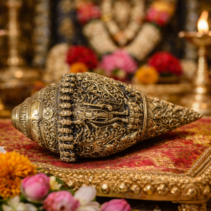 Brass Vishwaroopam Vishnu Conch (4.5 Inch)