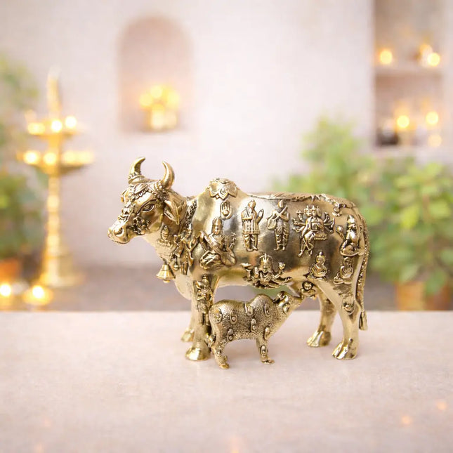 Brass Lightweight Kamdhenu Cow With Calf Idol (4 Inch)