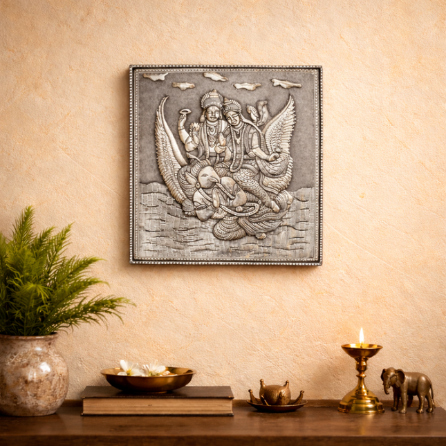 Silver Wall Hanging Plate