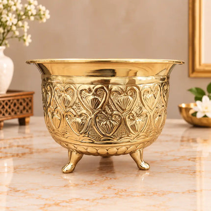 Brass Multipurpose Decorative Bowl with Legs (6 Inch)