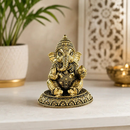 Brass Lightweight Right Trunk Sitting Ganesha Idol
