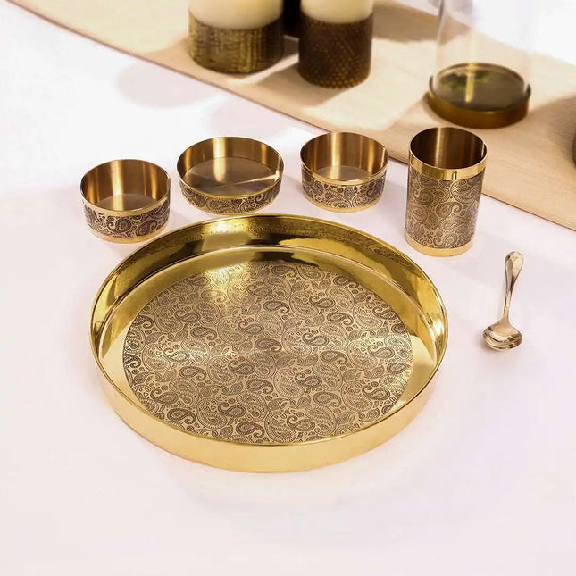 Brass Design Thali/Dinner Set (1.3 Kg)