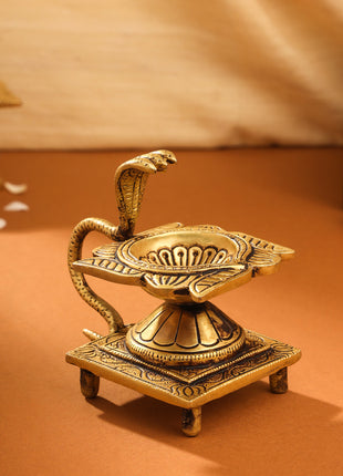 Brass Snake Tulsi diya (4 Inch)