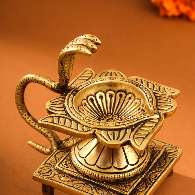 Brass Snake/Naag Tulsi diya (4 Inch)