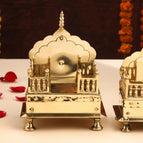 Height - 7 inch (4.5 x 4 x 7 inch) ; weight - 570 gram