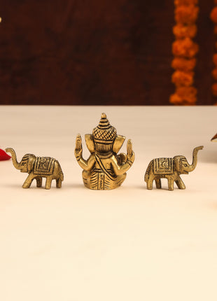 Brass Ganesha Idol With Elephants Combo