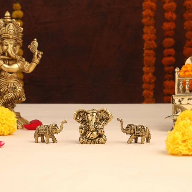 Brass Ganesha Idol With Elephants Combo