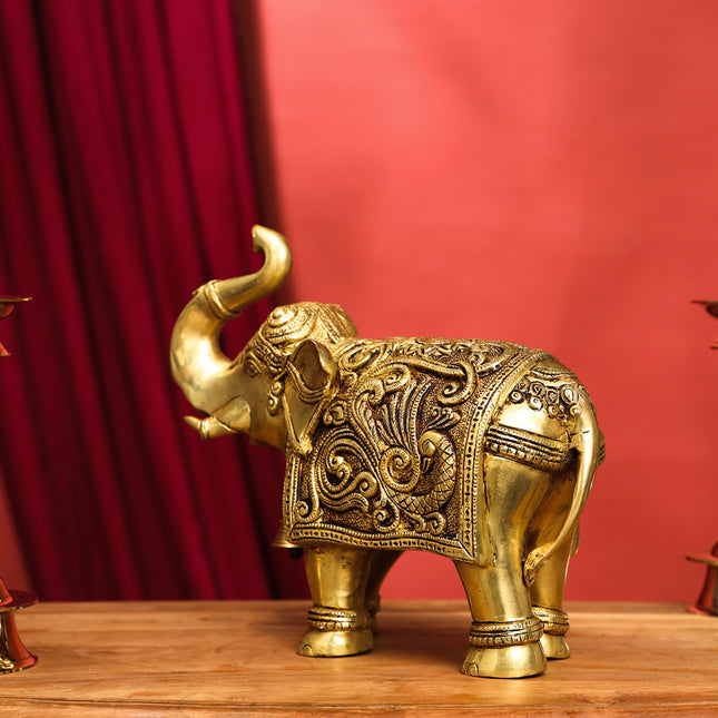 Brass Handcarved Elephant Statue (10 Inch)