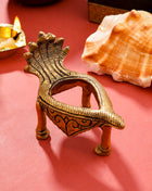 Brass Snake Conch Stand (3.2 Inch)