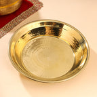 DIAMETER - 13.5 INCHES ; WEIGHT - 1.15 KG ; CAPACITY - 4 LITRE