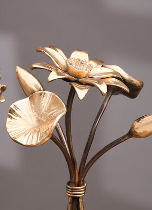 Brass Plant with Flowers and Buds