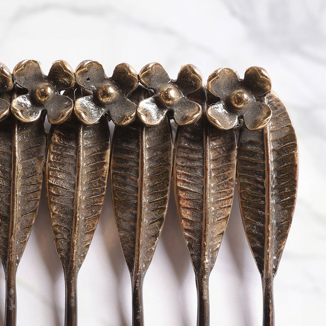 Brass Leaf Wall Key Hanger (6 Inch)