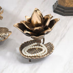 7 INCHES (6*6*7); WEIGHT - 1.65 KG