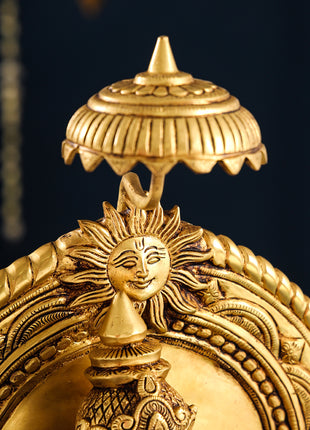 Brass Maharaja Agrasen On Throne (18.5 Inch)
