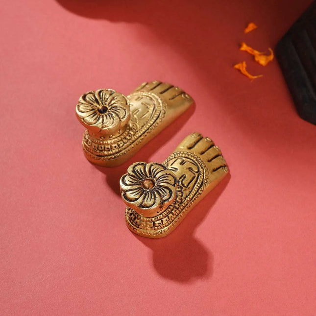 Brass Superfine Lakshmi Charan Paduka Set (1.2 Inch)