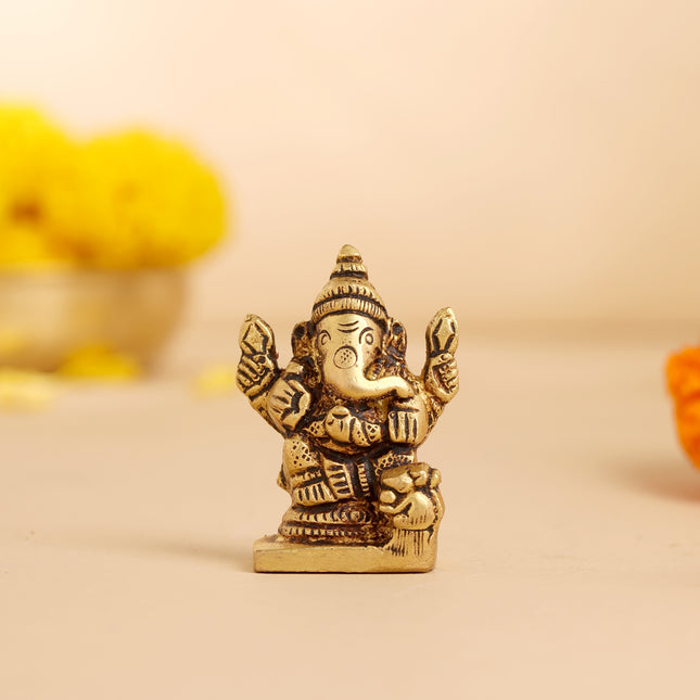 Brass Blessing Ganesha Idol (2 Inch)