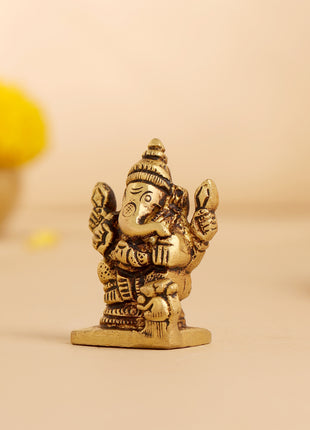 Brass Blessing Ganesha Idol (2 Inch)