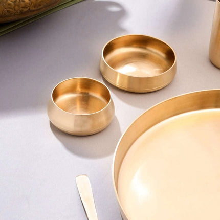 Brass Matt Thali/Dinner Set (2 Kg)