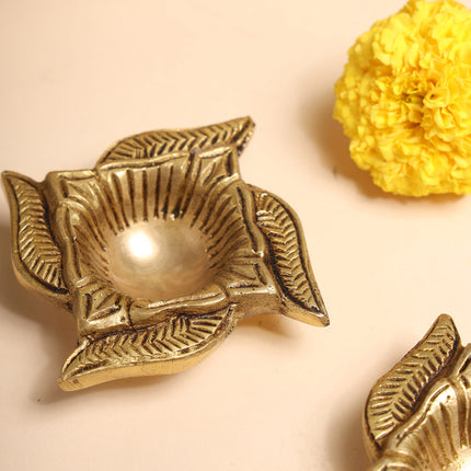 Brass Swastik Oil Diya Pair (0.8 Inch)