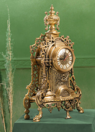 Brass Vintage Table Clock/Watch (22 Inch)