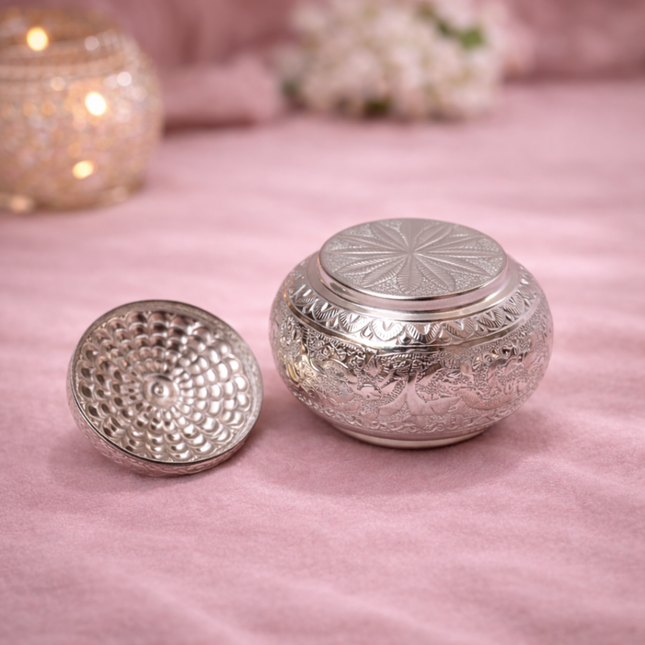 German Silver Storage Container/Supari Box With Lid (4.5 Inch)