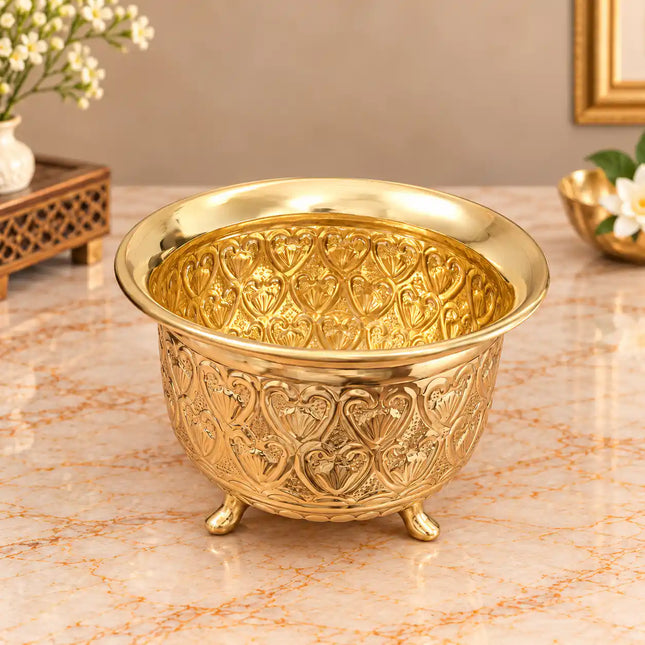 Brass Multipurpose Decorative Bowl with Legs (6 Inch)