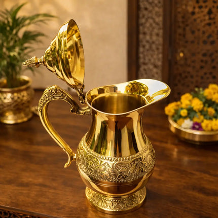 Brass Handcrafted Water Jug With Lid (9.5 Inch)