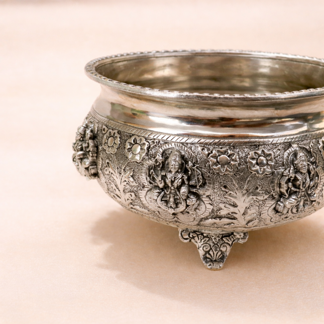 German Silver Ashtalakshmi Urli (4 Inch)