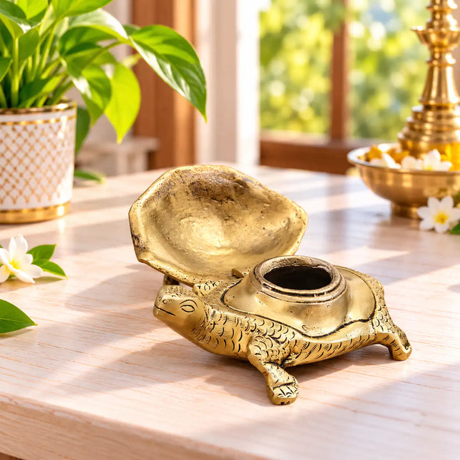 Brass Tortoise Figuruine Vastu/Feng Shui Kumkum Box (2 Inch)