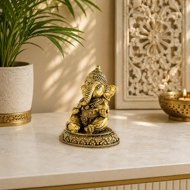Brass Lightweight Right Trunk Sitting Ganesha Idol
