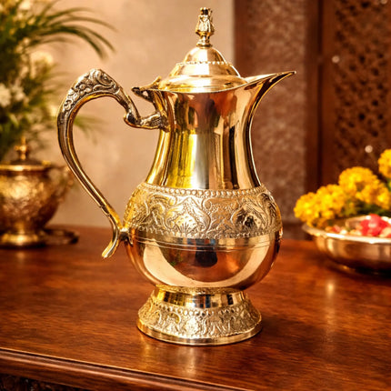 Brass Handcrafted Water Jug With Lid (9.5 Inch)