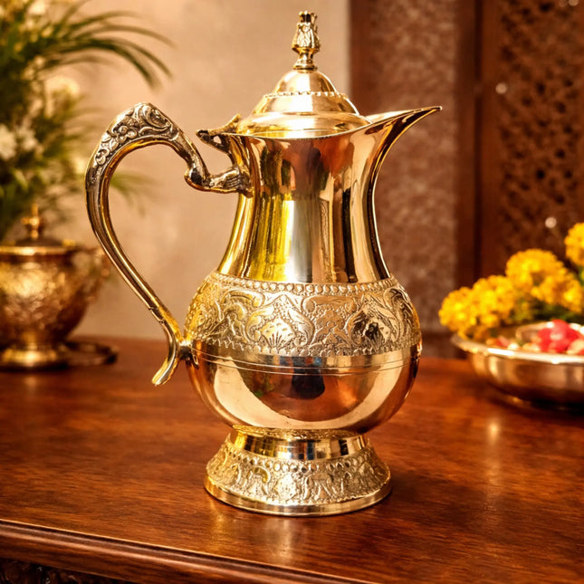 Brass Handcrafted Water Jug With Lid (9.5 Inch)