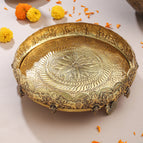 3.5 INCHES (13*13*3.5); DIAMETER - 11.5 INCHES; WEIGHT - 1.45 KG