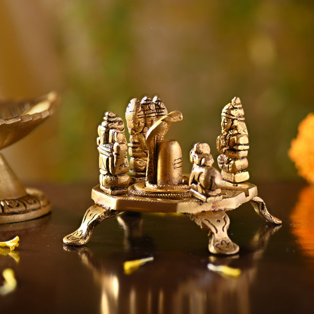 Brass Shivling with Family – Handcrafted Divine Temple Decor (2.5 Inch)
