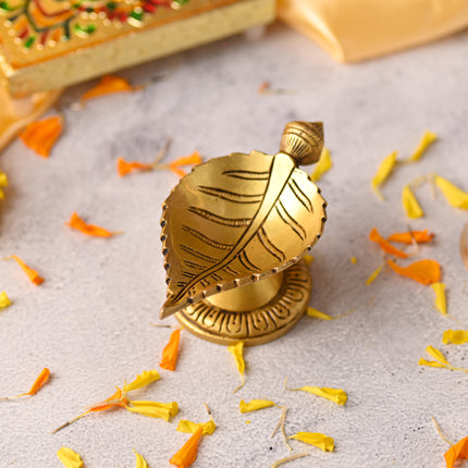 Brass Elegant Leaf Patel Diya – Handcrafted Traditional Decor (2.5 Inch)