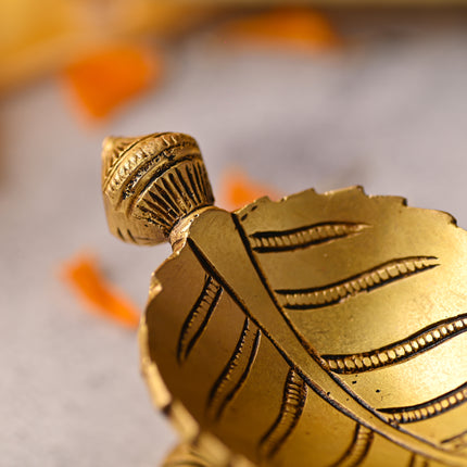 Brass Elegant Leaf Patel Diya – Handcrafted Traditional Decor (2.5 Inch)