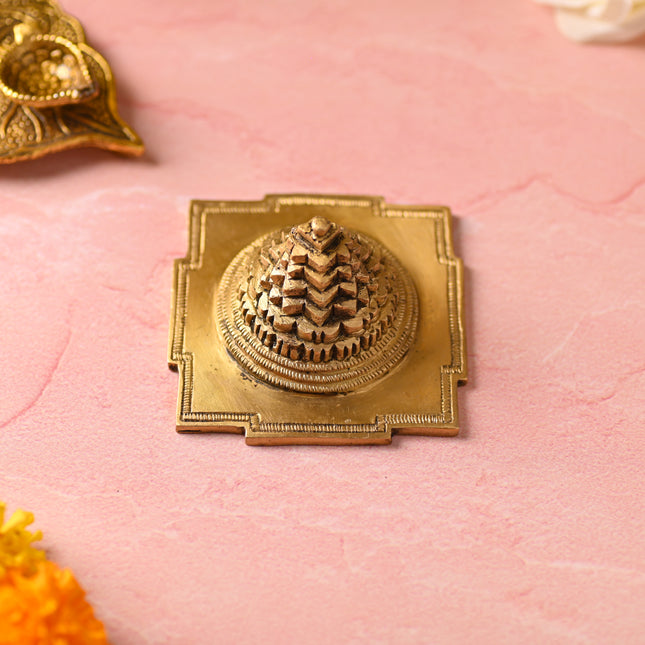 Brass Superfine Maha Meru Shree Yantra – Divine Handmade Brass Decor (2 Inch)