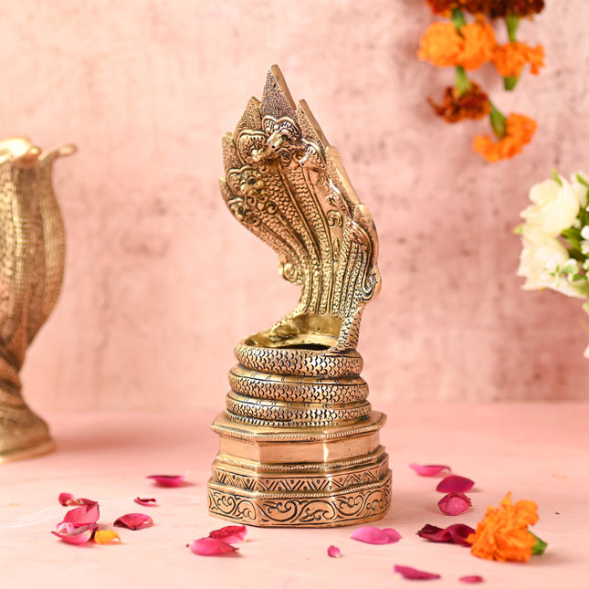 Brass Vintage Sheshnaag idol (9.8 Inch)