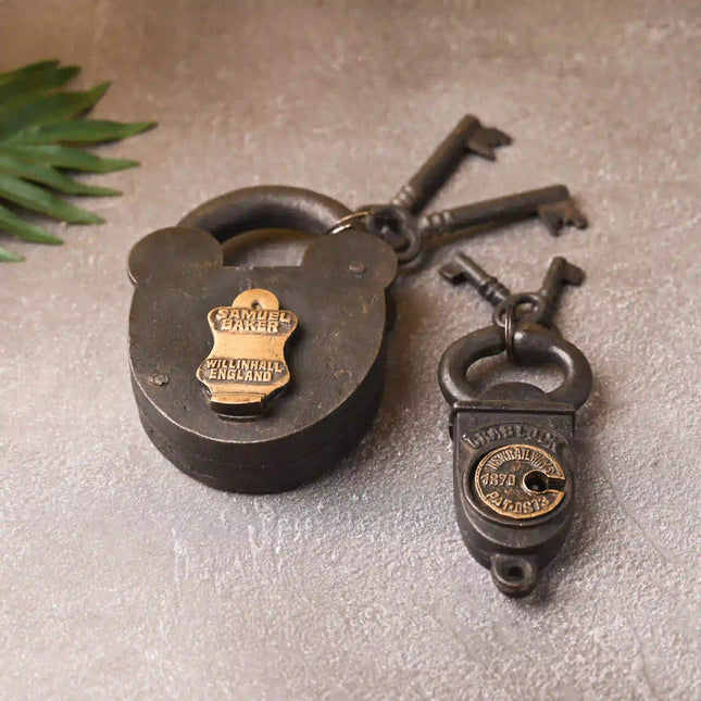 Iron Door Lock With Two Keys