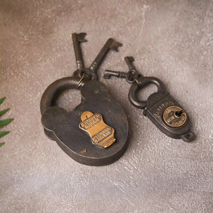 Iron Door Lock With Two Keys