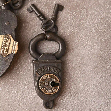 Iron Door Lock With Two Keys