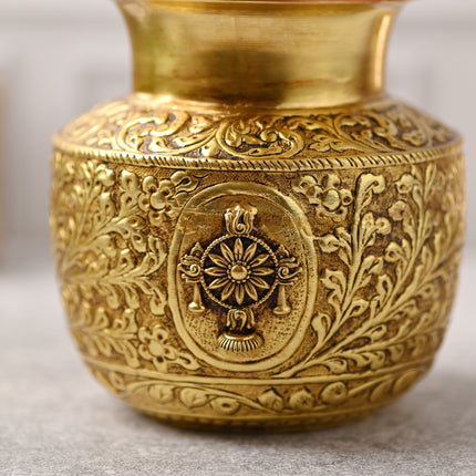 Brass Shankh Chakra Namaha Kodam / Kalash – Traditional Handcrafted Brass Decor