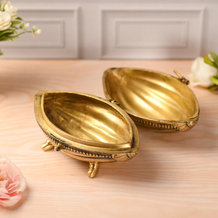 Brass Shell Shaped Jewellery Box (4.5 Inch)