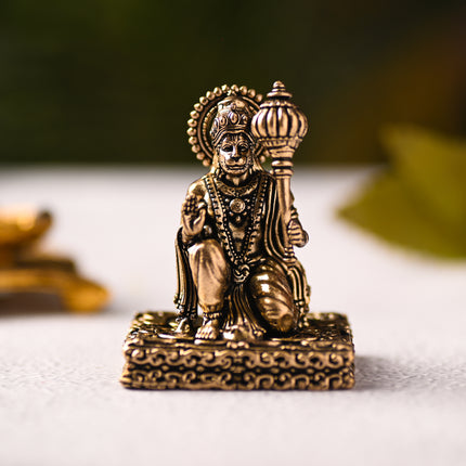 Brass Blessing Hanuman Idol – Handcrafted Divine Decor (2.5 Inch)