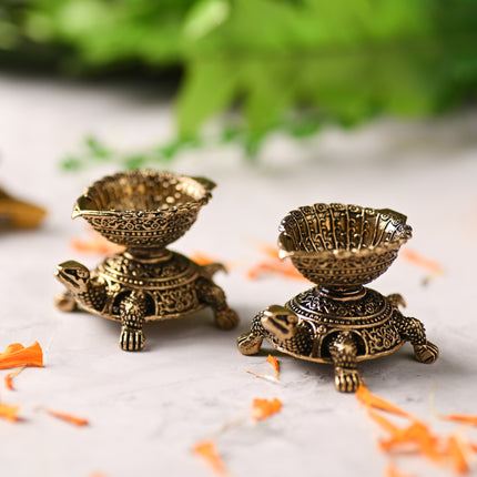 Brass Tortoise Oil Diya Pair – Traditional Handcrafted Lighting Decor (1.5 Inch)