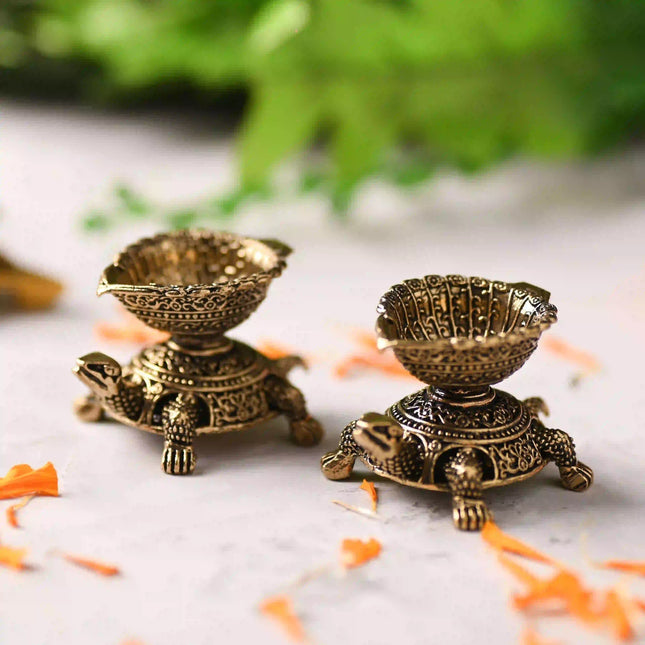 Brass Tortoise Oil Lightweight Diya Pair (1.5 Inch)