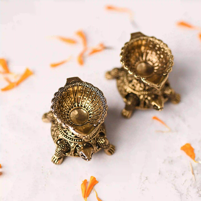 Brass Tortoise Oil Lightweight Diya Pair (1.5 Inch)