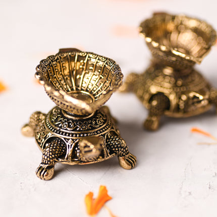 Brass Tortoise Oil Diya Pair – Traditional Handcrafted Lighting Decor (1.5 Inch)